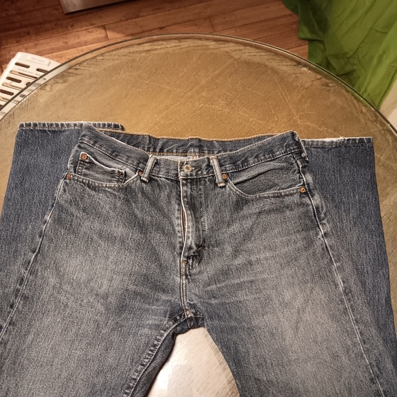 Levi's Strauss & Co  MENS , 33" BY 29" BLUE JEANS ,  used.condition , LOT OF 3 - Picture 4 of 10